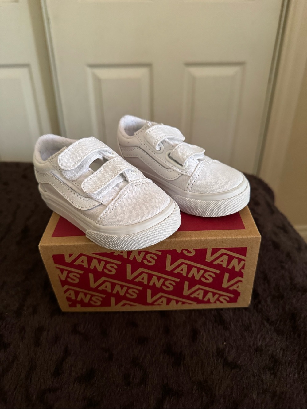 Vans Kids White Velcro Canvas Sneakers